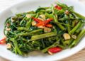 Tips Rahasia Memasak Tumis Kangkung agar Warnanya Tetap Hijau Segar