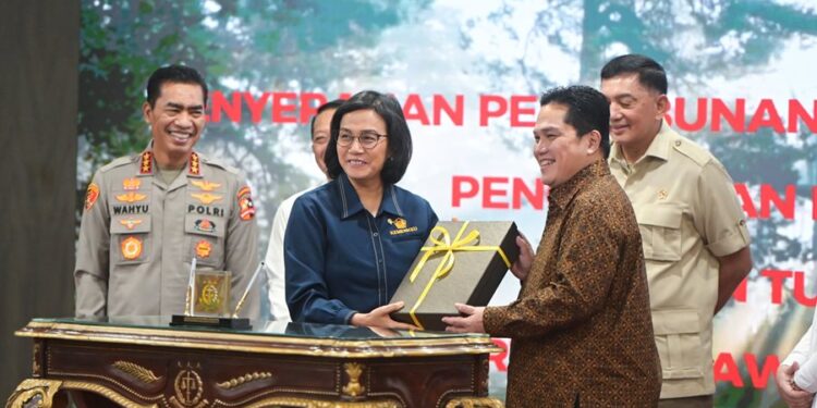 Sri Mulyani Hadiri Penyerahan Lahan Sawit Hasil Rebutan Negara ke PT Agrinas Palma Nusantara