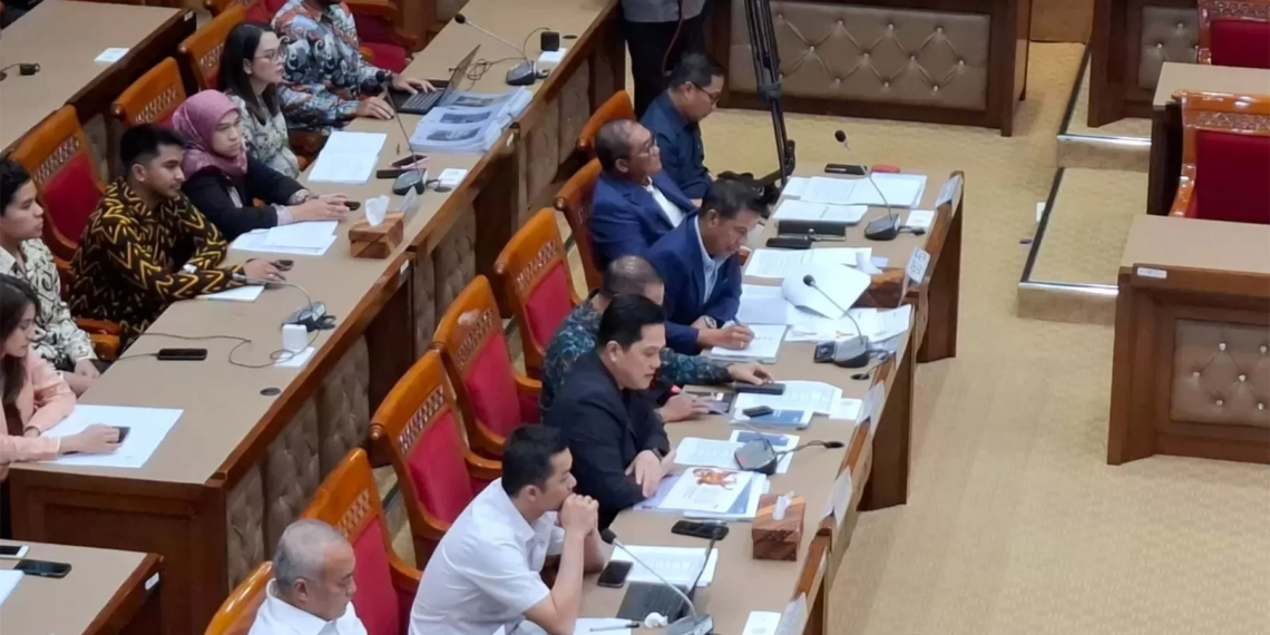 DPR RI Setujui Naturalisasi Emil Audero, Joey Pelupessy, dan Dean James untuk Timnas Indonesia