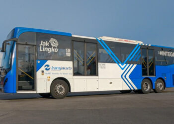 “Sentuhan Manis di Hari Kartini: Transjakarta Hadirkan Tarif Rp 1 Khusus Perempuan”