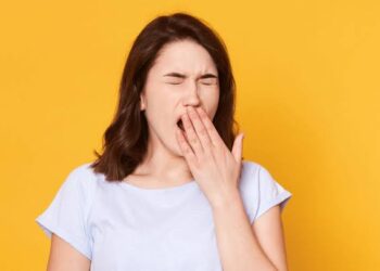 Sering Menguap Bisa Jadi Tanda Bahaya, Bukan Cuma Mengantuk