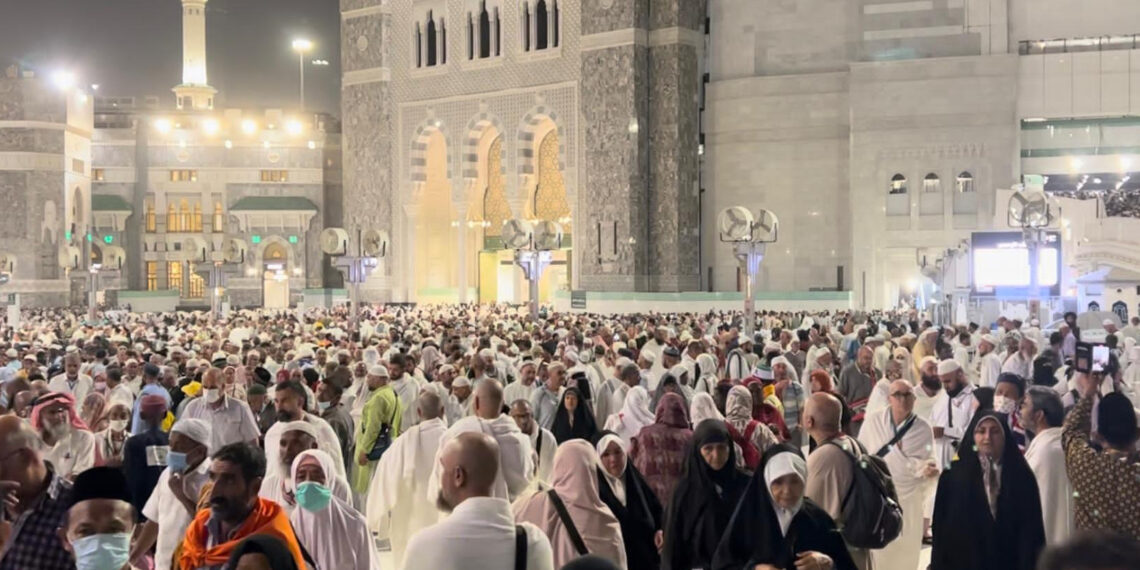 Tips Praktis, Aman dan Tetap Nyaman Saat Beribadah di Masjidil Haram