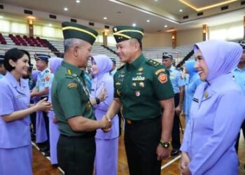 Mabes TNI Gelar Upacara Kenaikan Pangkat 76 Perwira Tinggi TNI