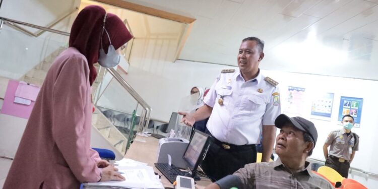 Wali Kota Bekasi Turun Tangan Atasi Keterlambatan Gaji Nakes