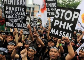 Ancaman PHK Massal 280 Ribu Pekerja di 2025