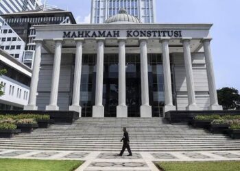MK Perintahkan Pemerintah Gratiskan Biaya SD-SMP Swasta