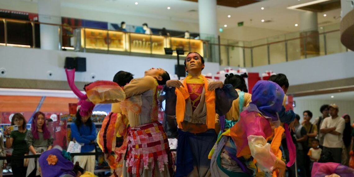 Beranda Bersama, Kota Bandung Hidup oleh Seni Tanpa Panggung