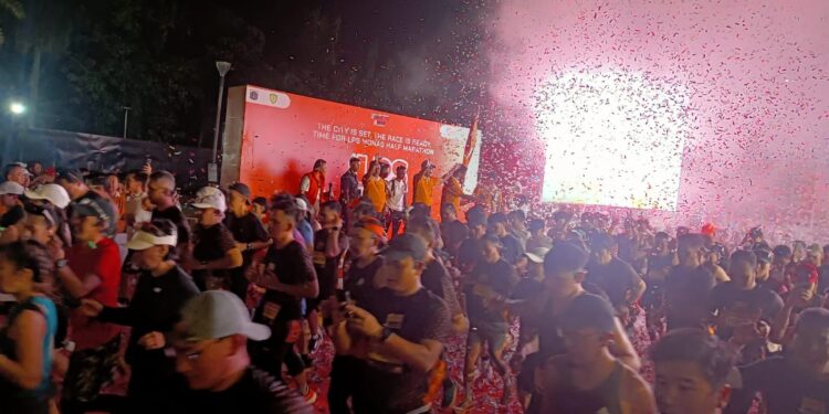 7.500 Pelari Ikuti Ajang Half Marathon Jakarta