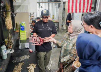 Potensi Kerajinan Lokal Diangkat Menuju Pasar Dunia