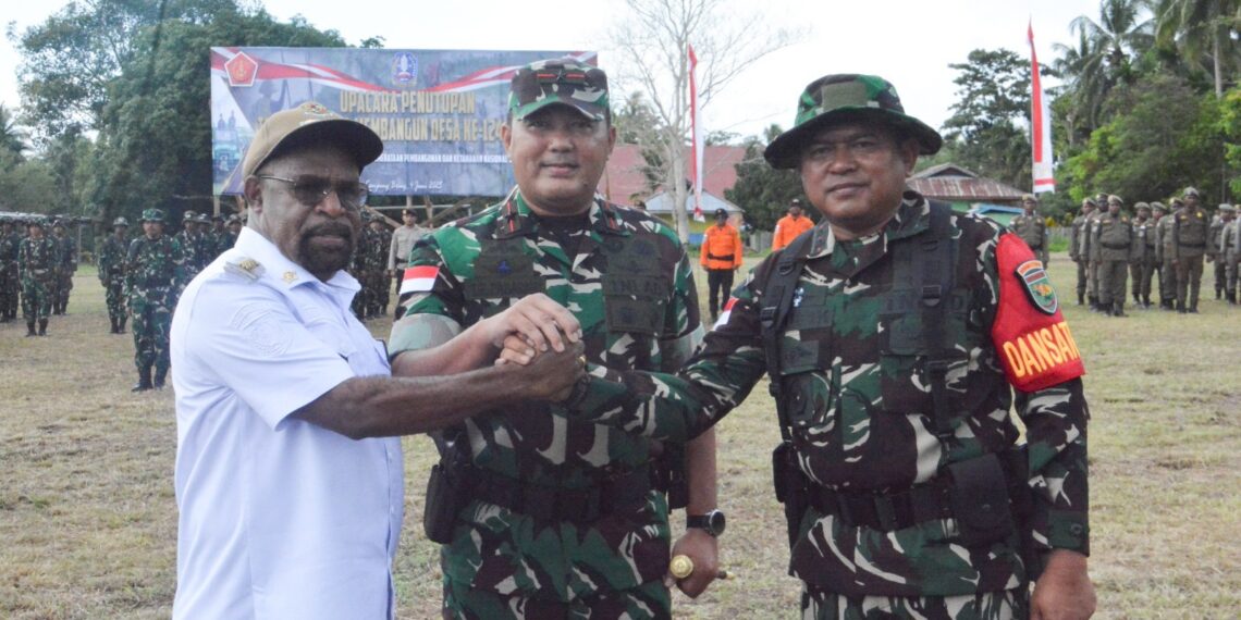 TMMD Sukses Bangun Kampung Bring, Danrem 172/PWY Resmi Tutup TMMD ke-124