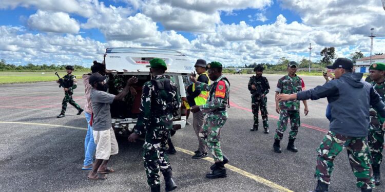 OPM Kembali Berulah, Prajurit TNI Gugur Ditembak di Jalan