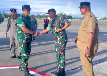 Dandim 1710/Mimika Sambut Kunker Wakasad di Kabupaten Mimika