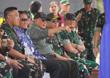 Panglima TNI Bersama Menhan RI Tinjau Pasukan Defile Untuk Bastille Day Prancis