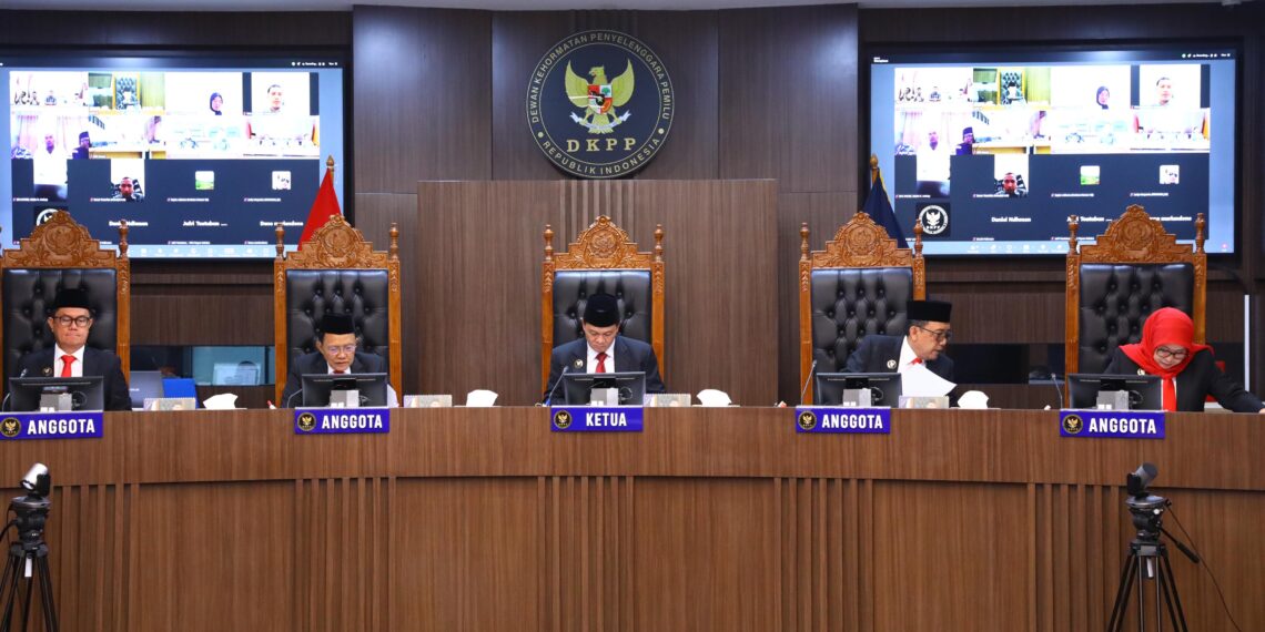 DKPP Jatuhkan Sanksi Peringatan Keras Kepada Anggota KPU RI Idham Holik 