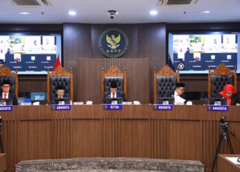 DKPP Jatuhkan Sanksi Peringatan Keras Kepada Anggota KPU RI Idham Holik 