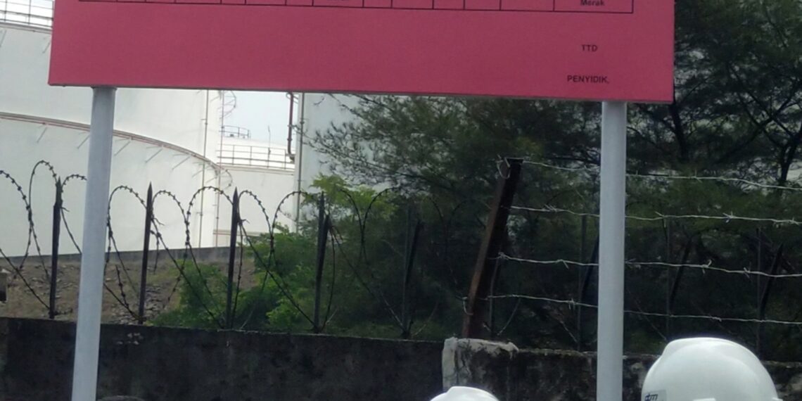 Depo PT Orbit Terminal Merak Milik Anak Riza Chalid Disita Penyidik Jampidsus 