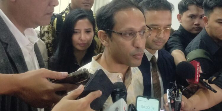 Eks Mendikbudristek Nadiem Makarim Enggan Jawab Pertanyaan Wartawan Karena Sudah Ditunggu Keluarga
