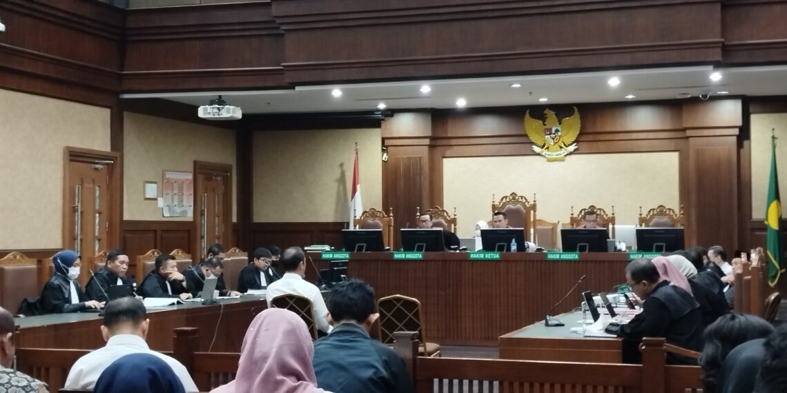 Sidang Korupsi Tom Lembong; Menghadirkan 2 Saksi Ahli dari PH Tom