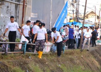 Aksi Cinta Lingkungan di Jantung Kota Makassar