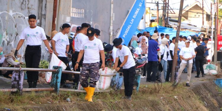 Aksi Cinta Lingkungan di Jantung Kota Makassar