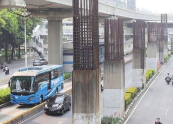 Wacana Pramono Anung Bongkar Tiang Monorel Mangkrak