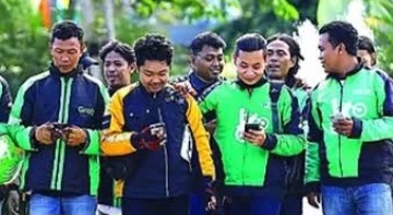 Maxim Tertinggi, Ini Daftar Penghasilan Ojek Online