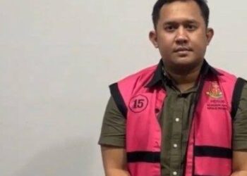 150 Buzzer Dibayar Rp864 Juta Serang Kejagung