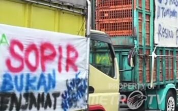 Sopir Truk Protes ODOL di Kantor Dishub