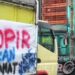 Sopir Truk Protes ODOL di Kantor Dishub