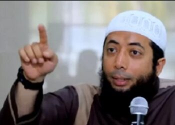 Travel Ustaz Khalid Tarik Perhatian di Kasus Haji