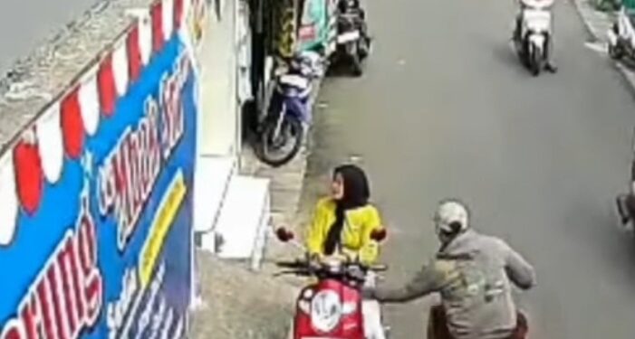 Pelaku Jambret Gasak Tas Korban di Cakung