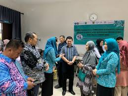 Pemeriksaan Mata Dan Pembagian Kacamata Gratis di Samarinda Digelar