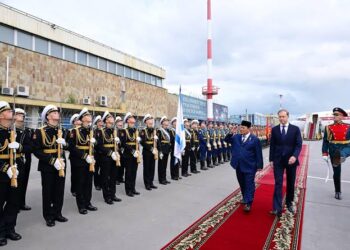 Kedatangan Prabowo Disambut Resmi Rusia di St. Petersburg