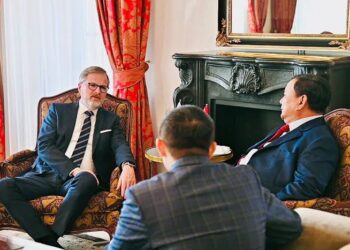 Kunjungan Singkat Prabowo Disambut PM Fiala