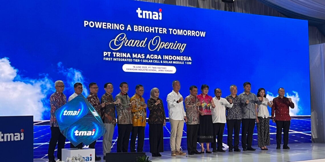 Panel Surya Tercanggih Asia Kini Diproduksi di Jawa Tengah