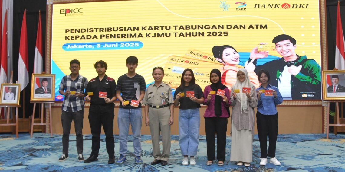 Mahasiswa Jakarta Terima Bantuan Pendidikan Rp9 Juta Semester I