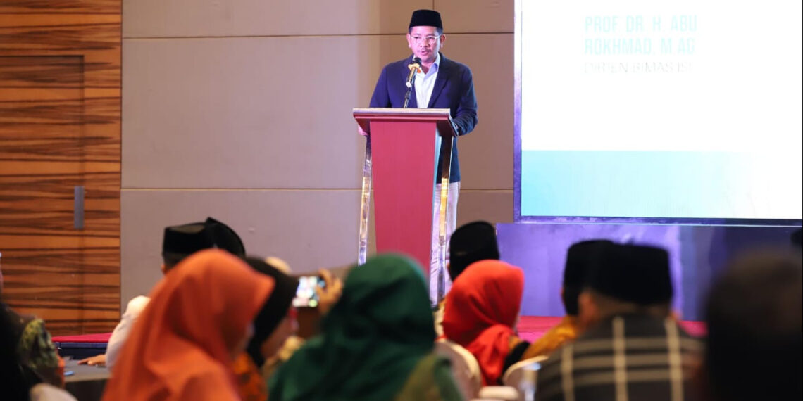 Hadiah Umrah dan Edukasi Nikah Meriahkan Fun Walk Kemenag