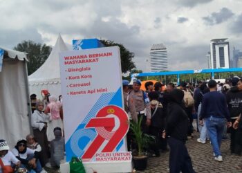 Perpanjang SIM Gratis Hari Ini di Monas
