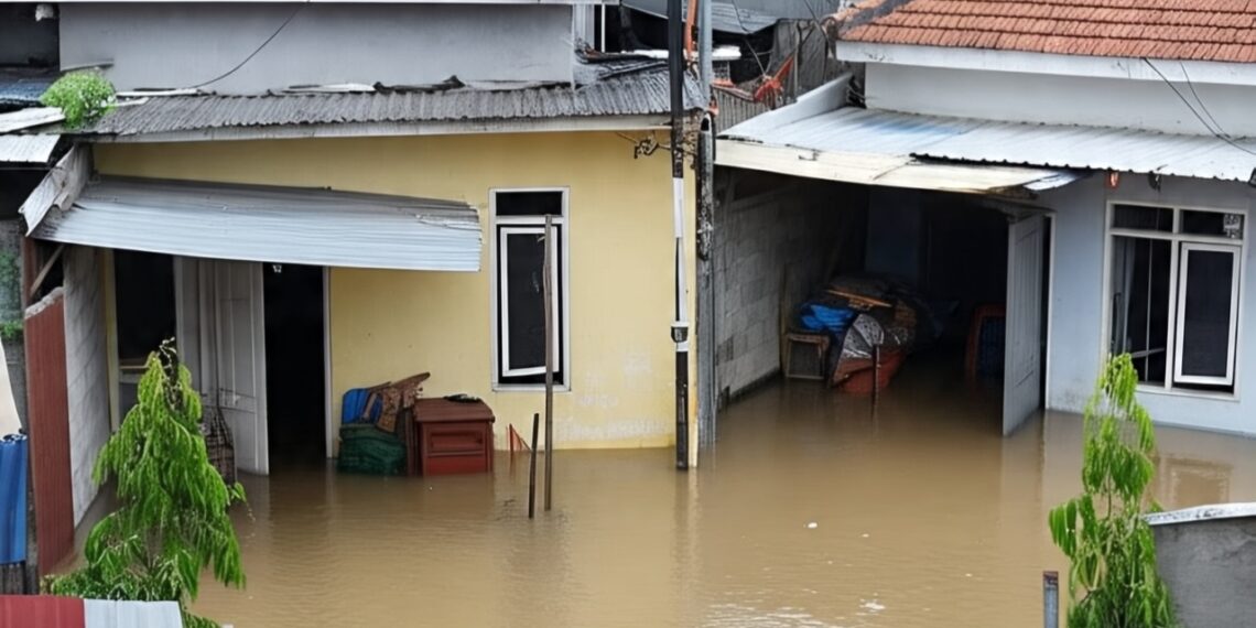Banjir Genangi 18 RT dan 1 Jalan di Jakarta