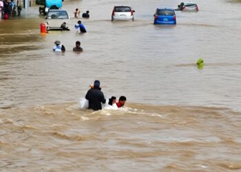 Hujan Deras Buat BSD City Terendam Banjir