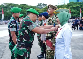 Penutupan SPPI Batch-3 Kolat XIII Makassar : Perkuat Pertahanan Negara dan Wujudkan SDM Unggul Menuju Indonesia Emas 2045