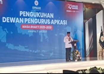 Bursah Zarnubi Resmi Pimpin Apkasi 2025–2030, Joune Ganda Jadi Sekjen