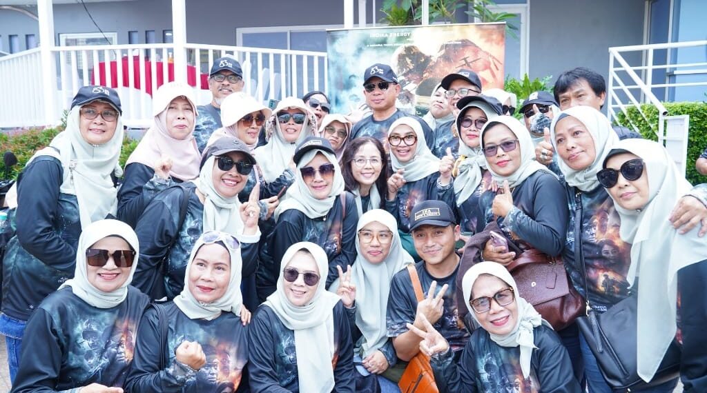 Panglima TNI dan Ratusan Sahabat Lama Berbagi di CFD dan Nobar Film “Believe”