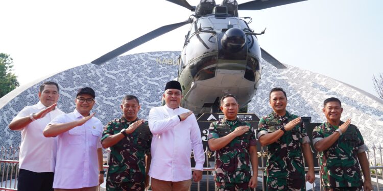 Panglima TNI Resmikan Monumen Helikopter SA-330 Puma di Cibinong, Bogor