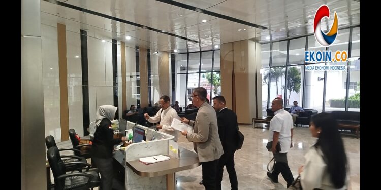 Nadiem Makarim Kembali Diperiksa di Kejagung, Hotman Paris Dampingi