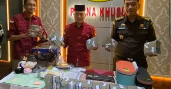 Kejati Lampung Geledah Bank BUMN di Pringsewu