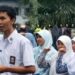 SMA 3 Tangerang Diserbu Warga Tuntut Transparansi
