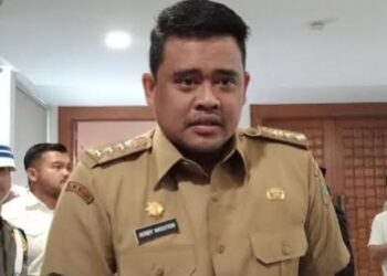 Bobby Nasution Serahkan Rumah Dinas ke Samosir