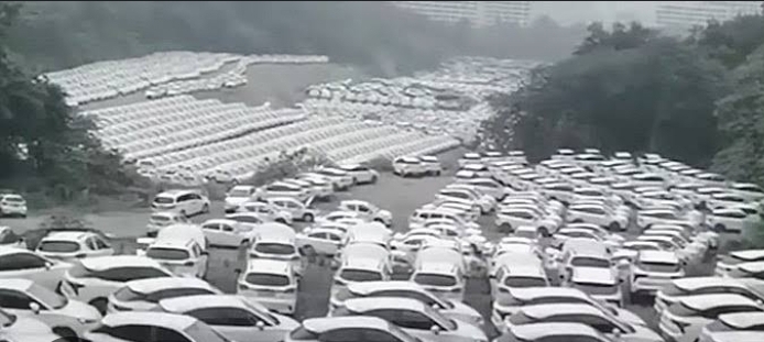 Harga Mobil Listrik Bekas 2024 Anjlok Tajam