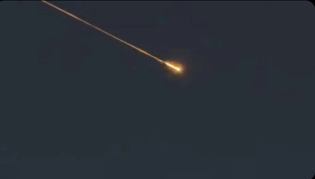 Rudal Yaman Ditembak Jatuh di Yerusalem